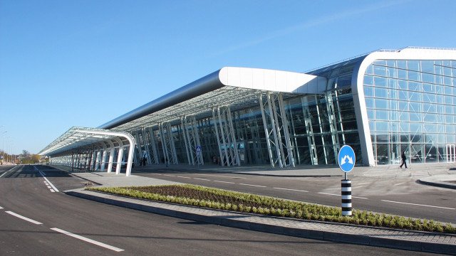 Construction of the TETRA system at Lviv Airport